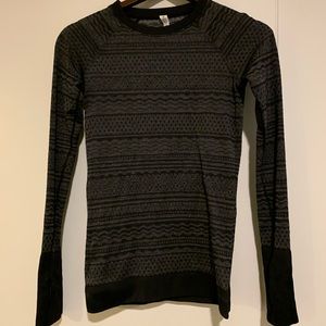 Lulu lemon swifty tech long sleeve size 4